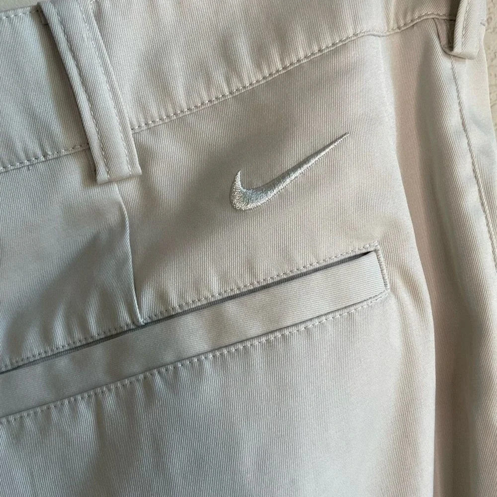 Nike - Men's Golf Tour Performance Dri Fit Shorts - Khaki - Size 38‎
